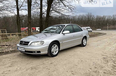 Opel Omega  2000