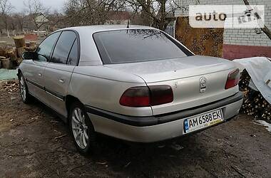 Opel Omega  1998