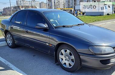 Opel Omega  1999