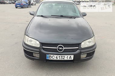 Opel Omega  1995