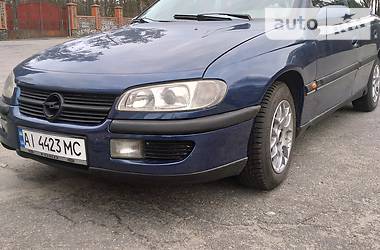 Opel Omega  1995