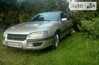 Opel Omega  1996