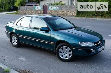 Opel Omega  1995