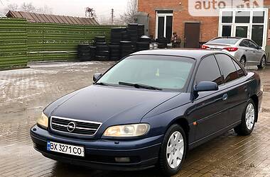 Opel Omega  2000