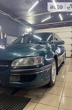 Opel Omega  1995