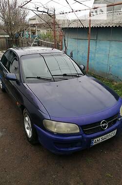 Opel Omega  1995