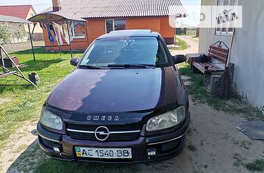 Opel Omega  1995