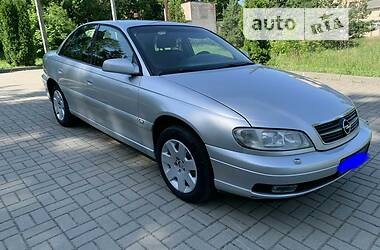 Opel Omega  2001