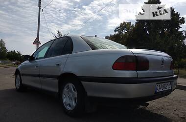 Opel Omega  1998