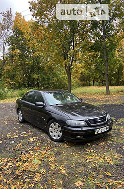 Opel Omega  2000