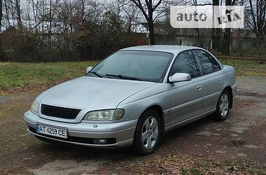 Opel Omega  2001