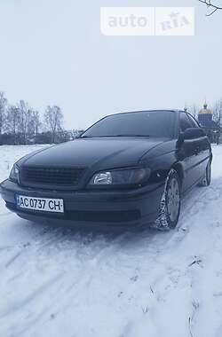 Opel Omega  2001