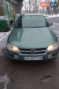 Opel Omega  1998