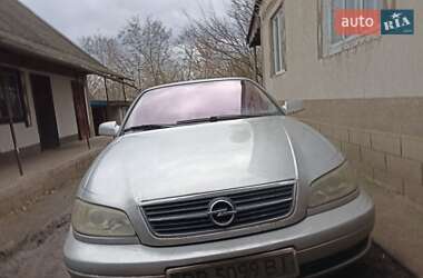 Opel Omega  2003