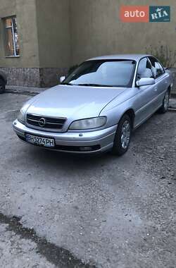 Opel Omega 2000