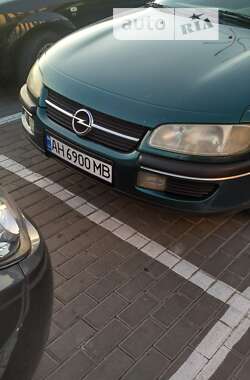Opel Omega  1995