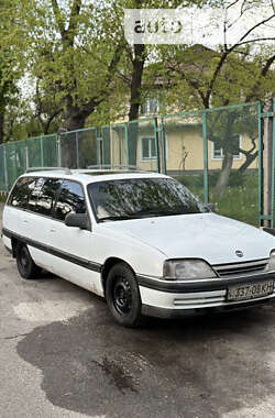 Opel Omega  1990