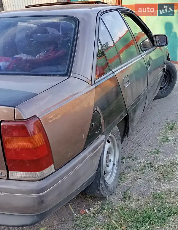 Opel Omega 1987