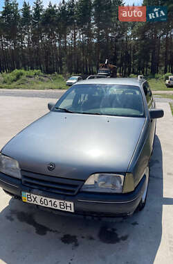 Opel Omega  1990