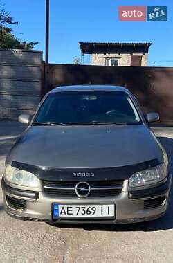 Opel Omega  1999