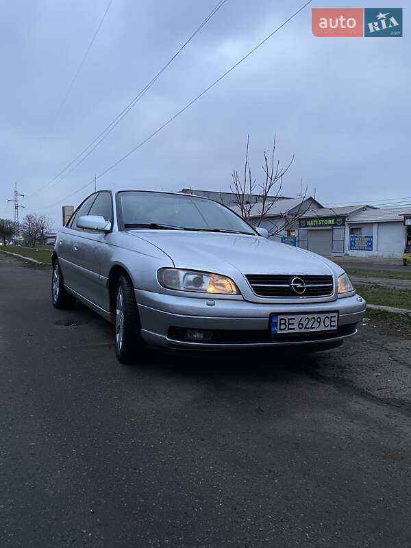 Opel Omega