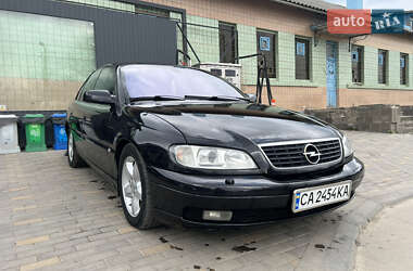 Opel Omega 2002