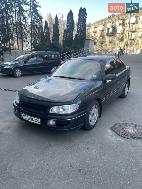 Opel Omega