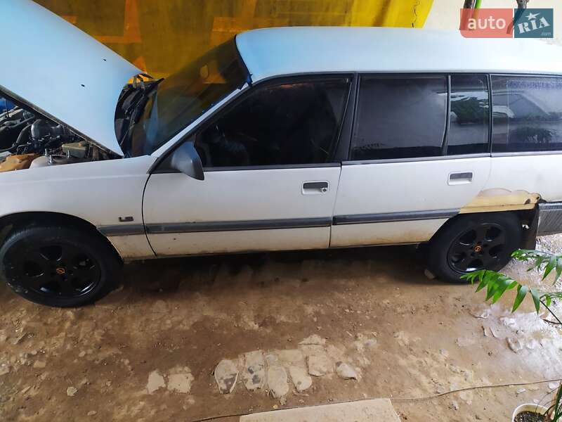 Opel Omega