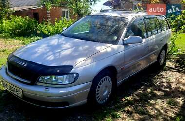 Opel Omega 2000