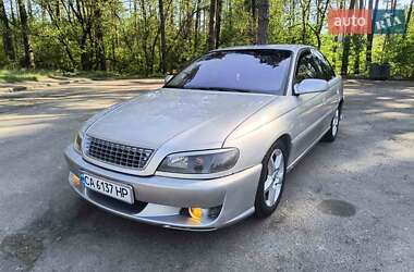 Opel Omega  2002