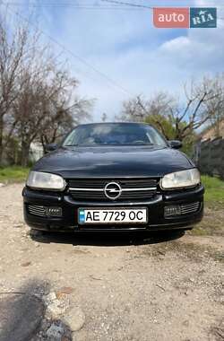Opel Omega  1995