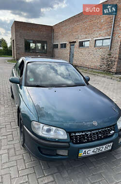Opel Omega  1995