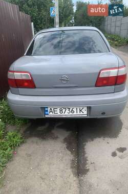 Opel Omega  1996