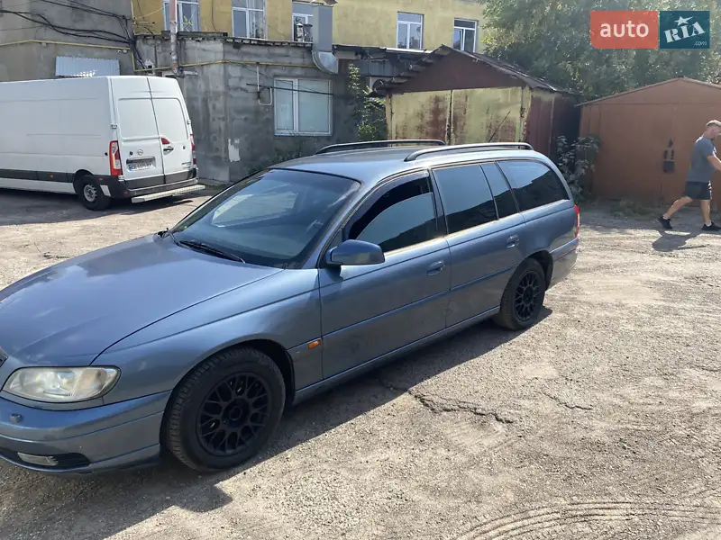 Opel Omega
