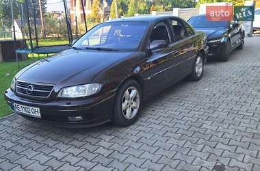 Opel Omega  2001