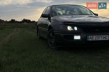 Opel Omega  1998