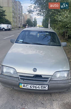Opel Omega  1987