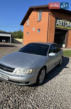 Opel Omega  2000