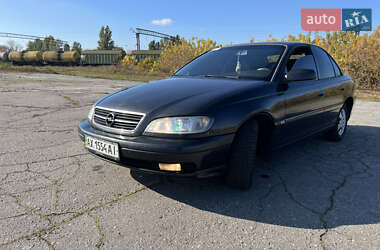 Opel Omega  2001