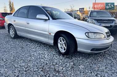 Opel Omega  2000