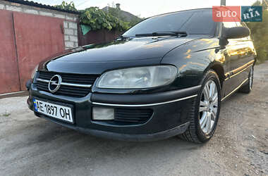 Opel Omega  1995