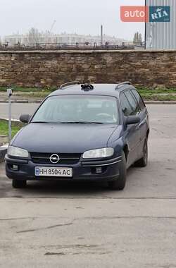 Opel Omega  1995