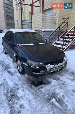 Opel Omega  1998