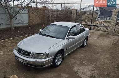 Opel Omega 2000