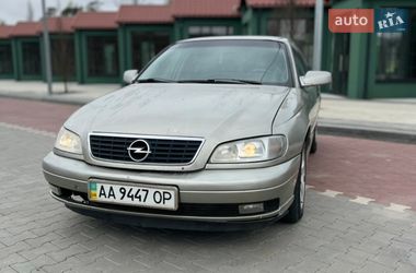 Opel Omega  2002
