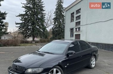Opel Omega  2002