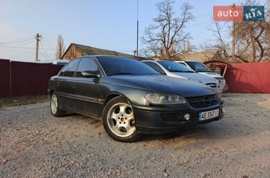 Opel Omega 1999