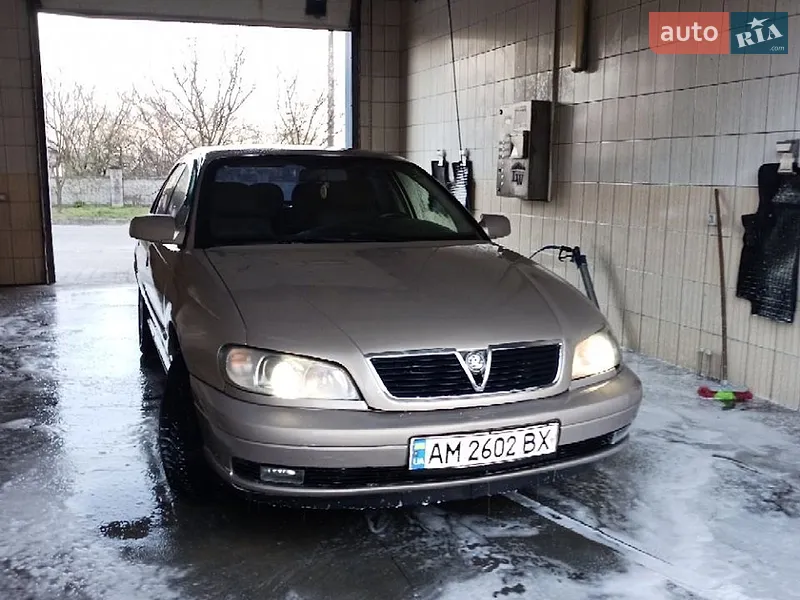 Opel Omega 2000