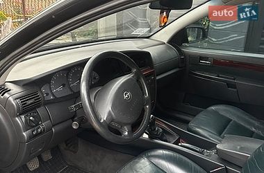 Универсал Opel Omega 2002 в Костополе
