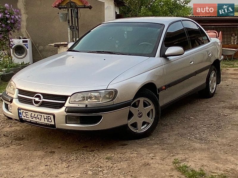 Седан Opel Omega 1998 в Черновцах